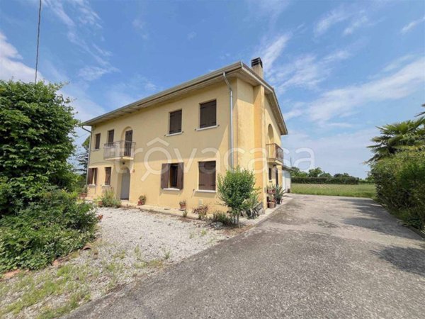casa indipendente in vendita a Salgareda in zona Campodipietra