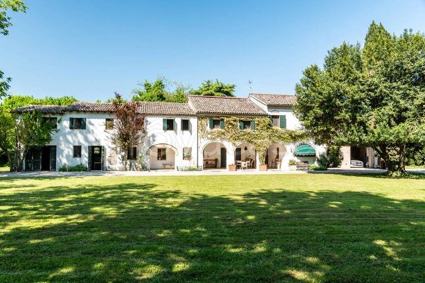 casa indipendente in vendita a San Biagio di Callalta in zona Cavriè
