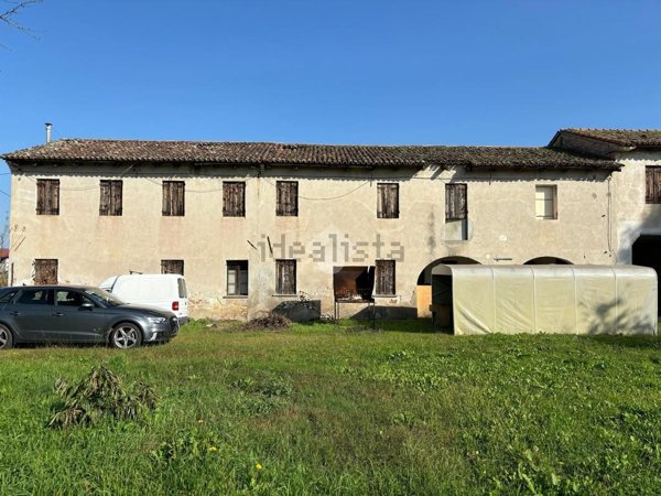 casa indipendente in vendita a San Biagio di Callalta in zona Cavriè