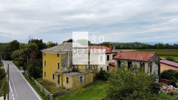 casa indipendente in vendita a San Biagio di Callalta in zona Cavriè