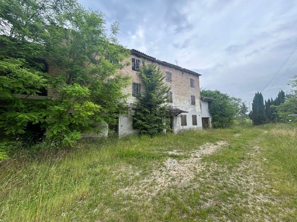 casale in vendita a San Biagio di Callalta in zona San Martino