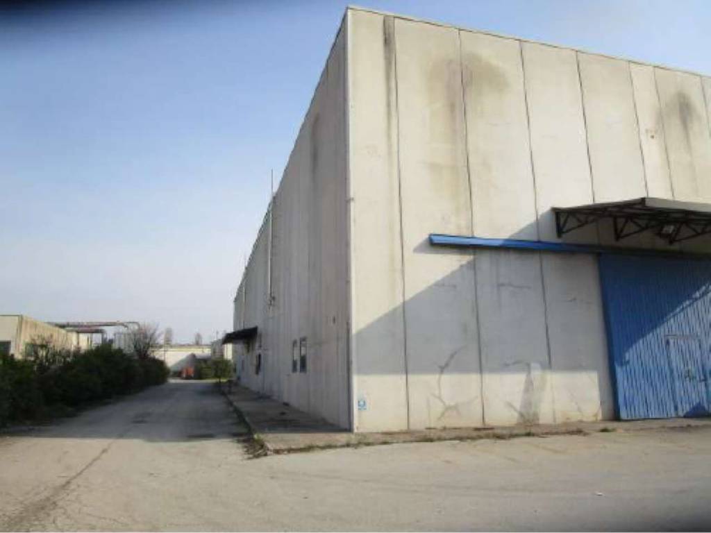 locale commerciale in vendita a San Biagio di Callalta