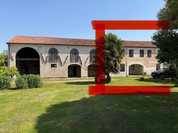 casale in vendita a San Biagio di Callalta in zona Sant'Andrea di Barbarana