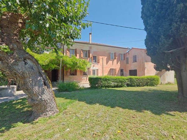casa indipendente a San Biagio di Callalta in zona Sant'Andrea di Barbarana
