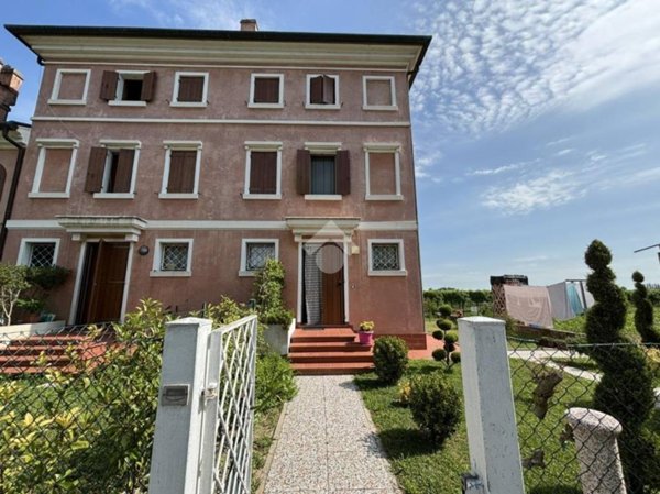 casa indipendente in vendita a San Biagio di Callalta