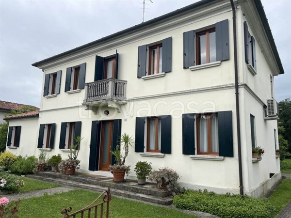casa indipendente a San Biagio di Callalta in zona Fagarè della Battaglia