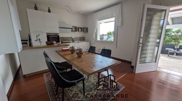 casa indipendente a San Biagio di Callalta in zona Fagarè della Battaglia