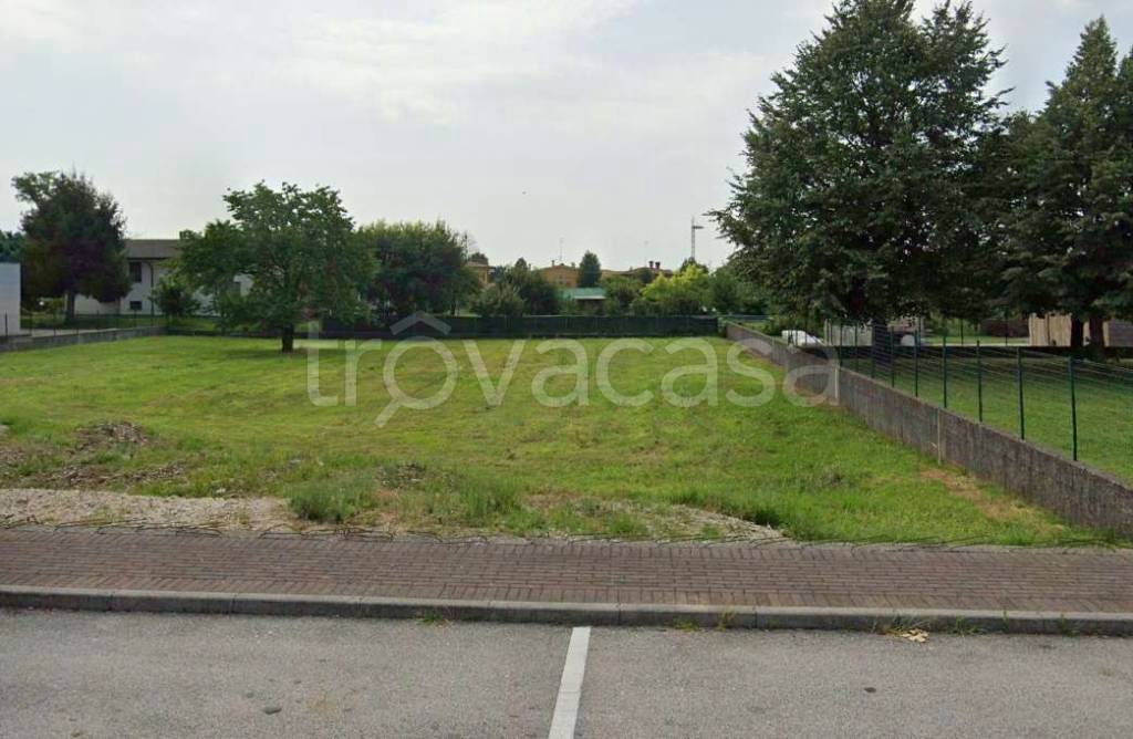 terreno edificabile in vendita a San Fior