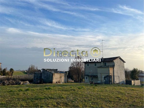 casa indipendente in vendita a San Fior in zona Castello Roganzuolo