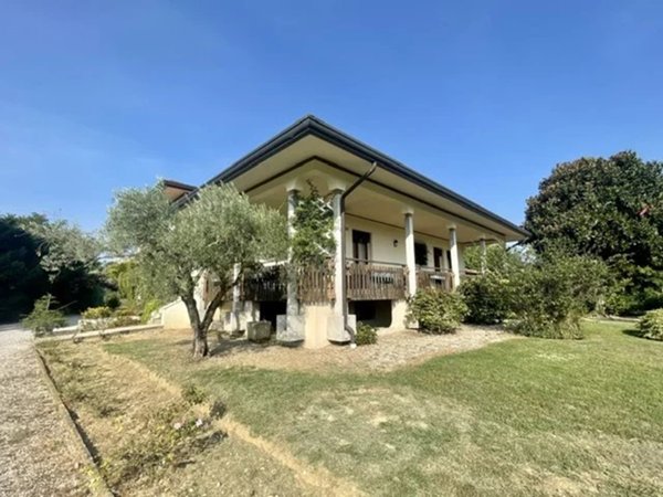 casa indipendente in vendita a San Fior in zona Castello Roganzuolo