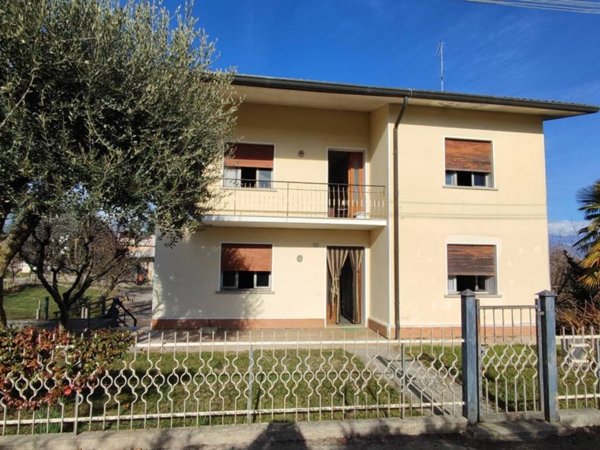 casa indipendente in vendita a San Pietro di Feletto in zona Santa Maria