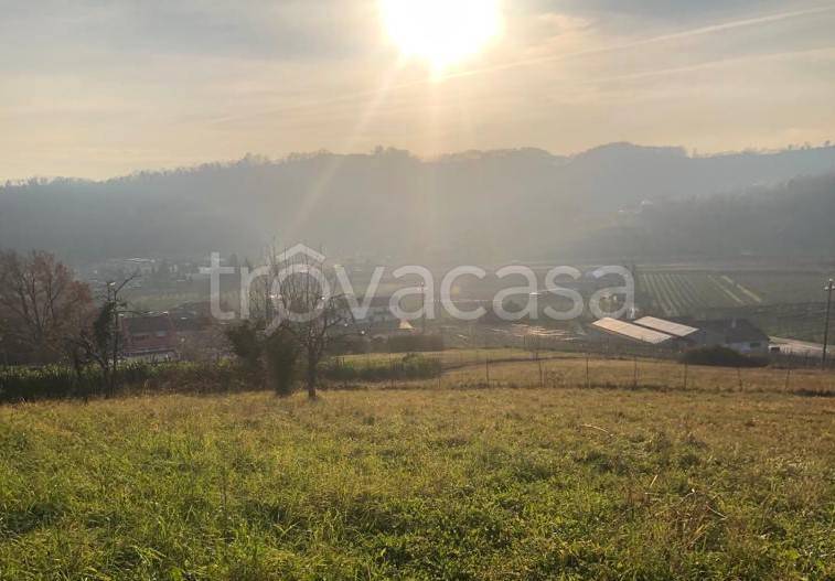 terreno agricolo in vendita a San Pietro di Feletto
