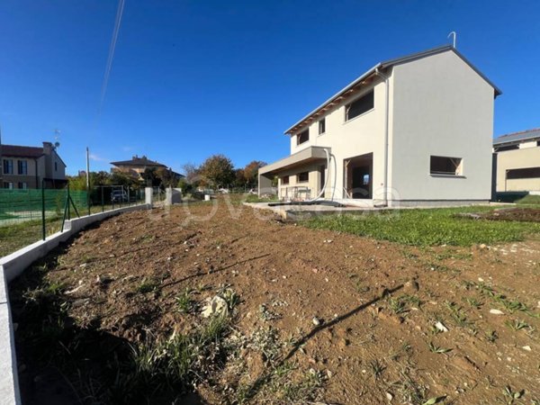 casa indipendente in vendita a San Pietro di Feletto