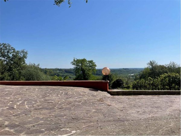 casa indipendente in vendita a San Pietro di Feletto