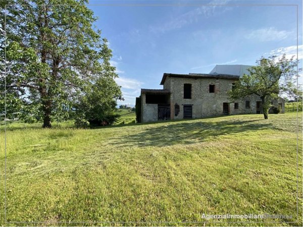 casa indipendente in vendita a San Pietro di Feletto