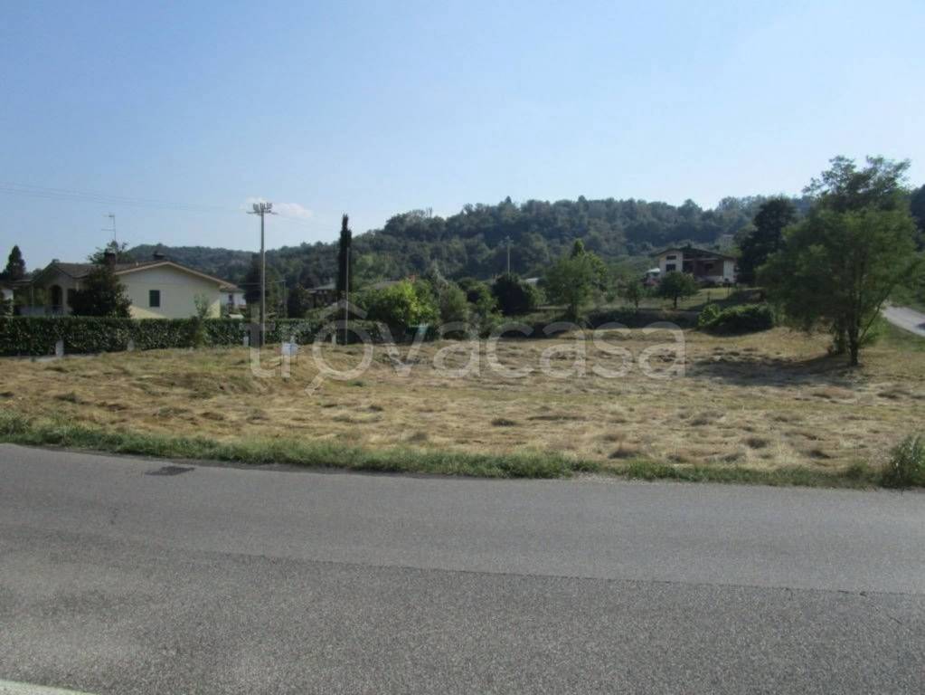 terreno agricolo in vendita a San Pietro di Feletto