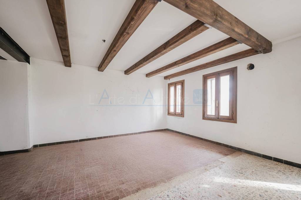 casa indipendente in vendita a San Pietro di Feletto