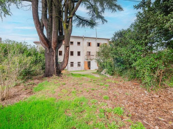 casa indipendente in vendita a San Pietro di Feletto