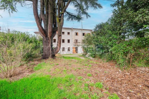 casa indipendente in vendita a San Pietro di Feletto