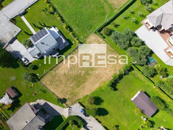 terreno edificabile in vendita a San Pietro di Feletto in zona Santa Maria