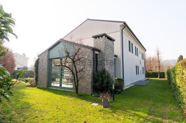 casa indipendente in vendita a San Pietro di Feletto