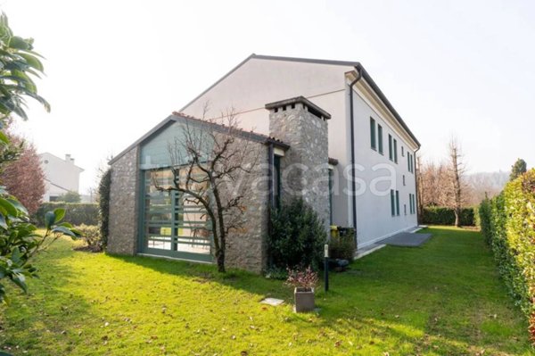 casa indipendente in vendita a San Pietro di Feletto