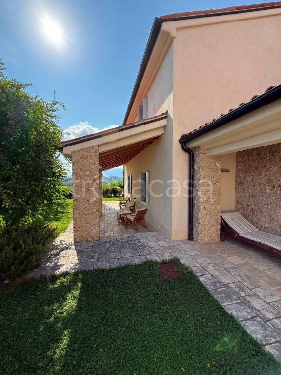 casa indipendente in vendita a San Pietro di Feletto