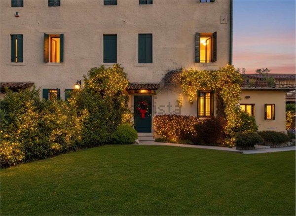 casa indipendente in vendita a San Pietro di Feletto