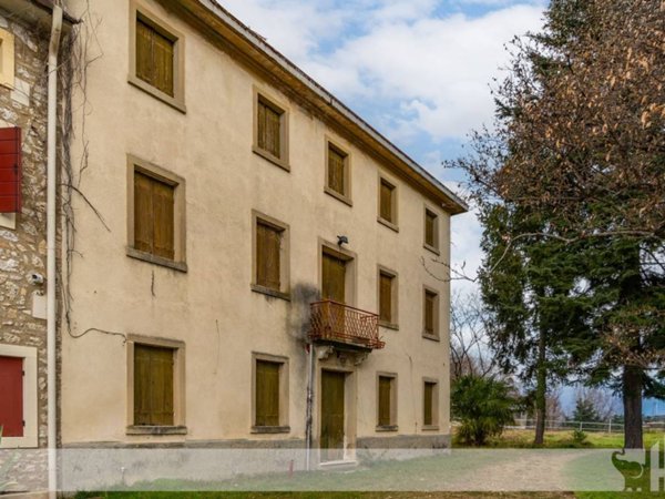 casa indipendente in vendita a San Pietro di Feletto in zona San Pietro