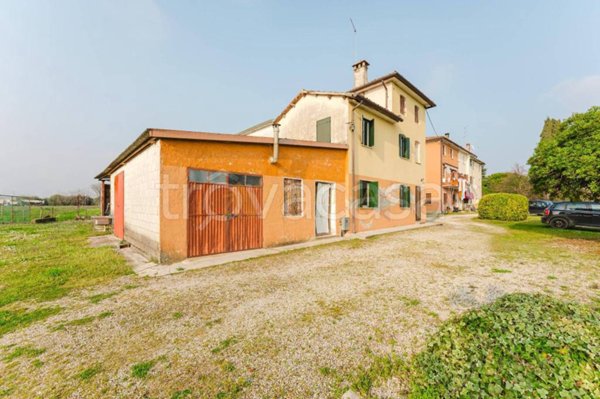 casa indipendente in vendita a San Pietro di Feletto in zona San Michele