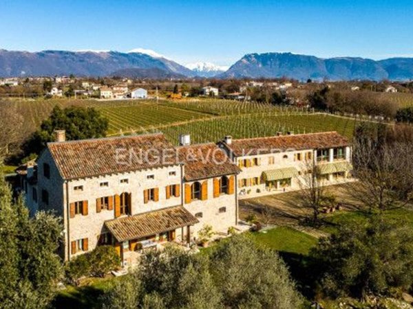 casa indipendente in vendita a San Pietro di Feletto