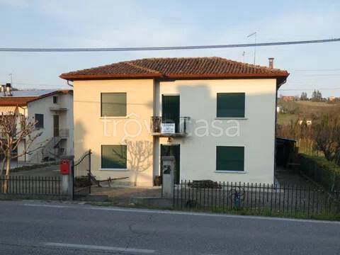 casa indipendente in vendita a San Pietro di Feletto in zona Santa Maria