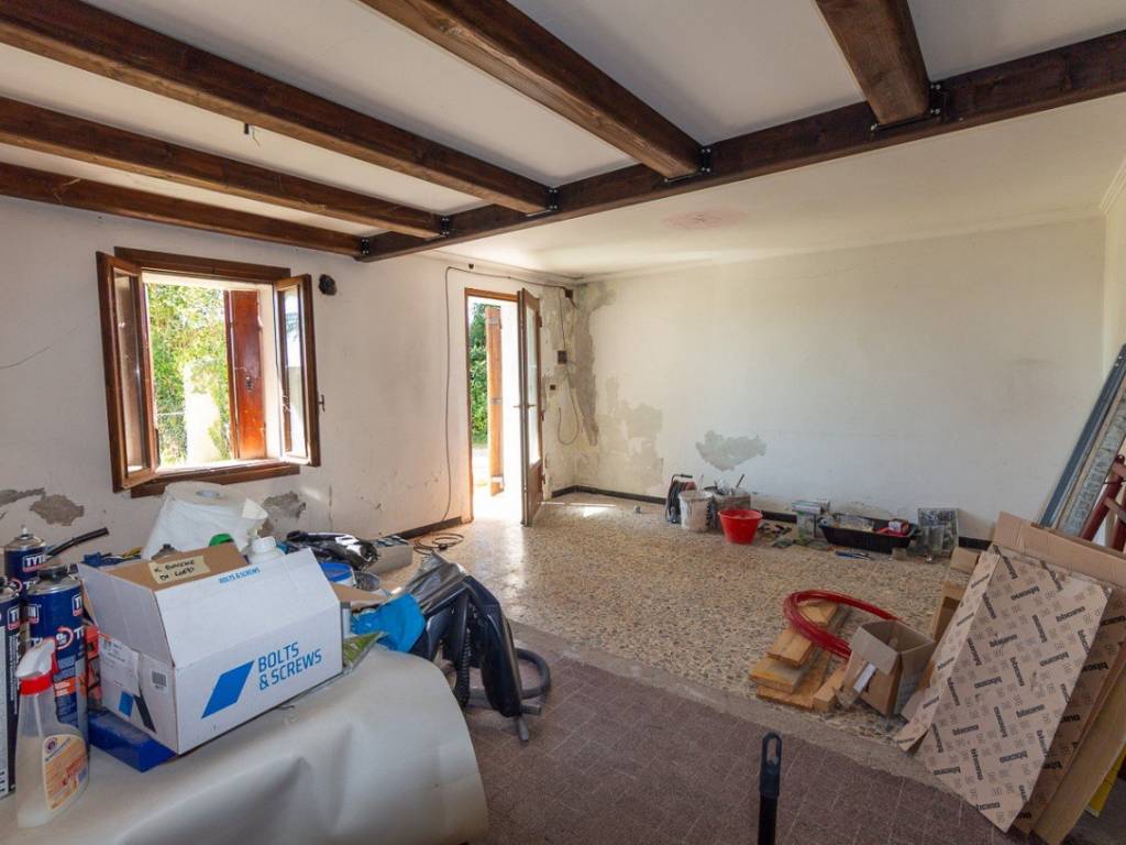 casa indipendente in vendita a San Pietro di Feletto in zona Santa Maria