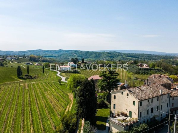 casa indipendente in vendita a San Pietro di Feletto