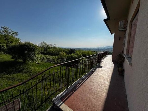 casa indipendente in vendita a San Pietro di Feletto