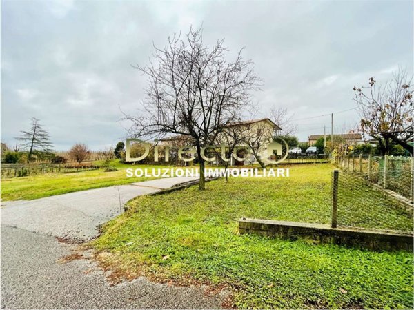 casa indipendente in vendita a San Pietro di Feletto in zona San Michele