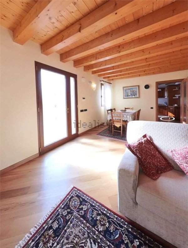 casa indipendente in vendita a San Pietro di Feletto in zona Rua di Feletto