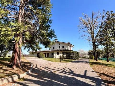 casa indipendente in vendita a San Pietro di Feletto in zona Rua di Feletto
