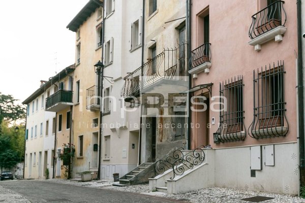 casa indipendente in vendita a San Pietro di Feletto in zona Bagnolo