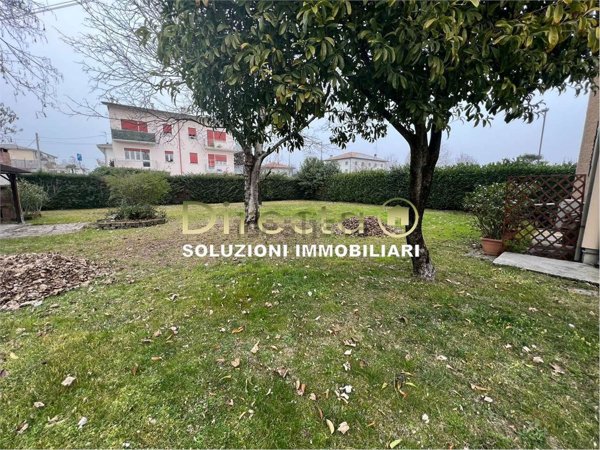 casa indipendente in vendita a Santa Lucia di Piave