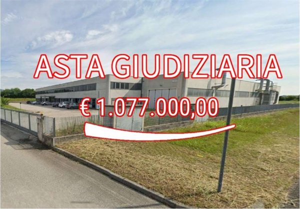 locale commerciale in vendita a Santa Lucia di Piave