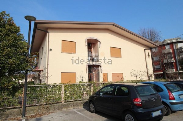 pentavano in vendita a Santa Lucia di Piave
