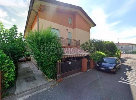 casa indipendente in vendita a Santa Lucia di Piave