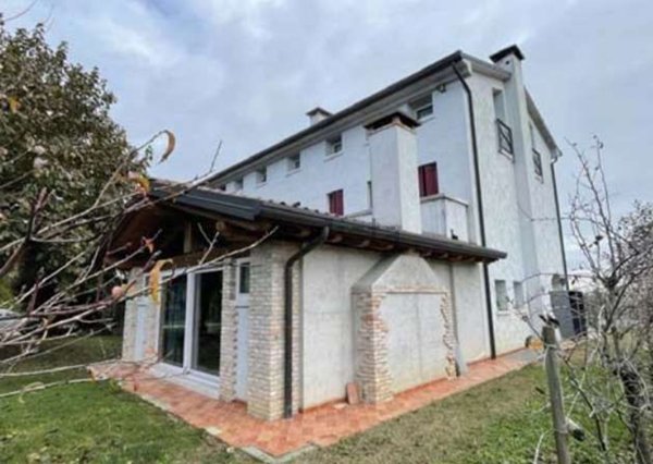 casa indipendente in vendita a Santa Lucia di Piave