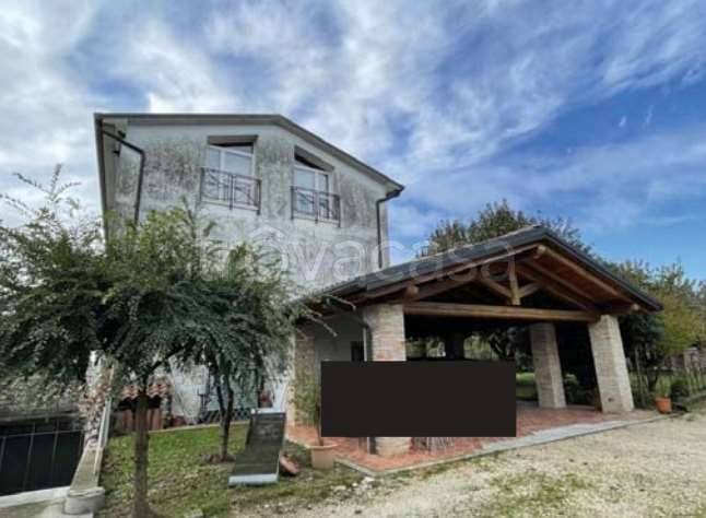 casa indipendente in vendita a Santa Lucia di Piave