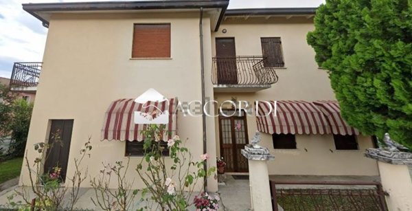 casa indipendente in vendita a Santa Lucia di Piave