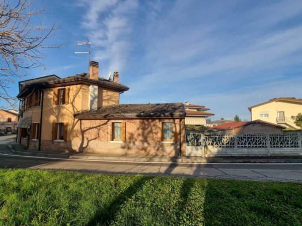 casa indipendente in vendita a Santa Lucia di Piave