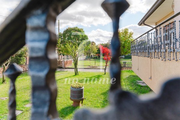 casa indipendente in vendita a Santa Lucia di Piave