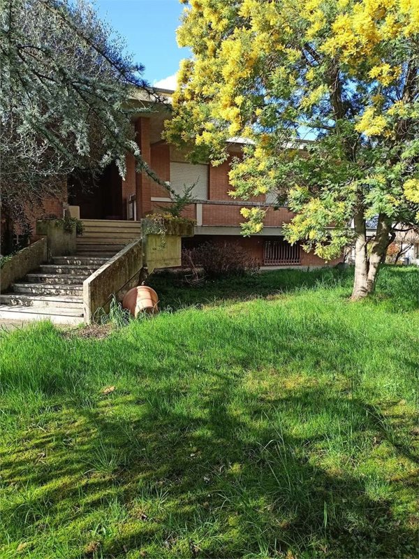 casa indipendente in vendita a Santa Lucia di Piave in zona Sarano