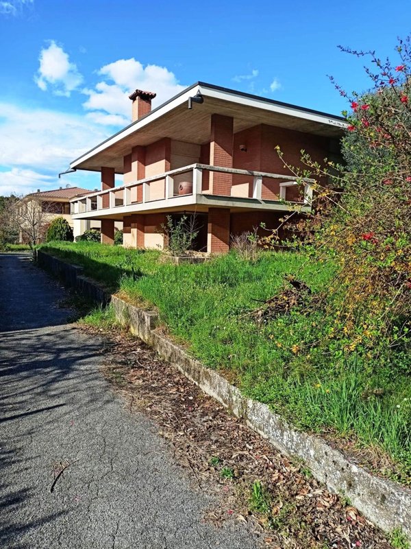 casa indipendente in vendita a Santa Lucia di Piave in zona Sarano